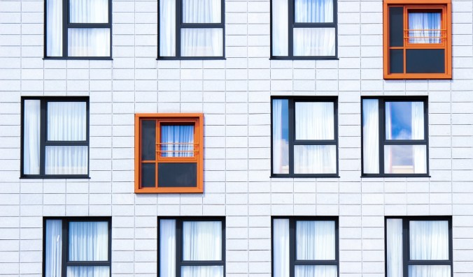 photo-1433785567155-bf5530cab72c